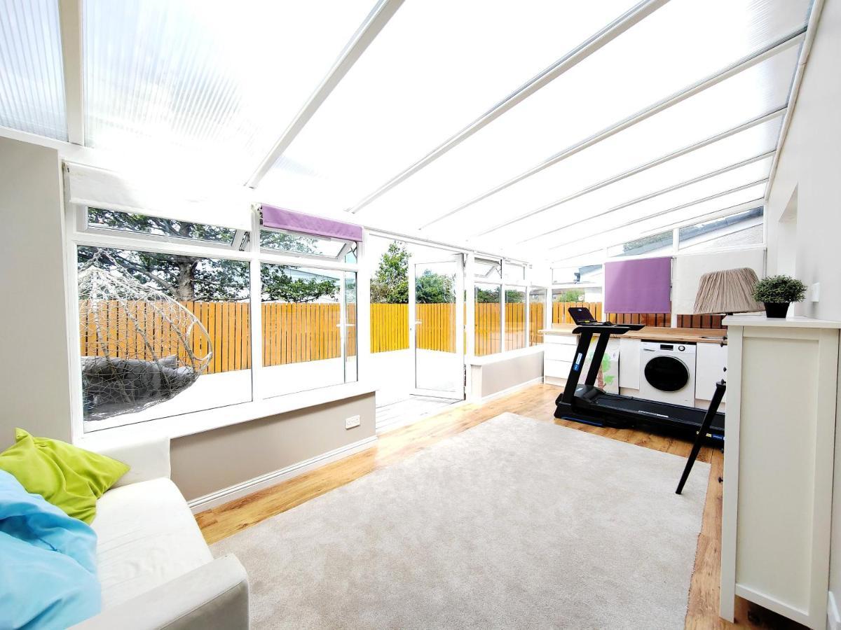 Modern And Spacious Double&King Bedrooms Both With Private Bathrooms Edinburgh Eksteriør bilde