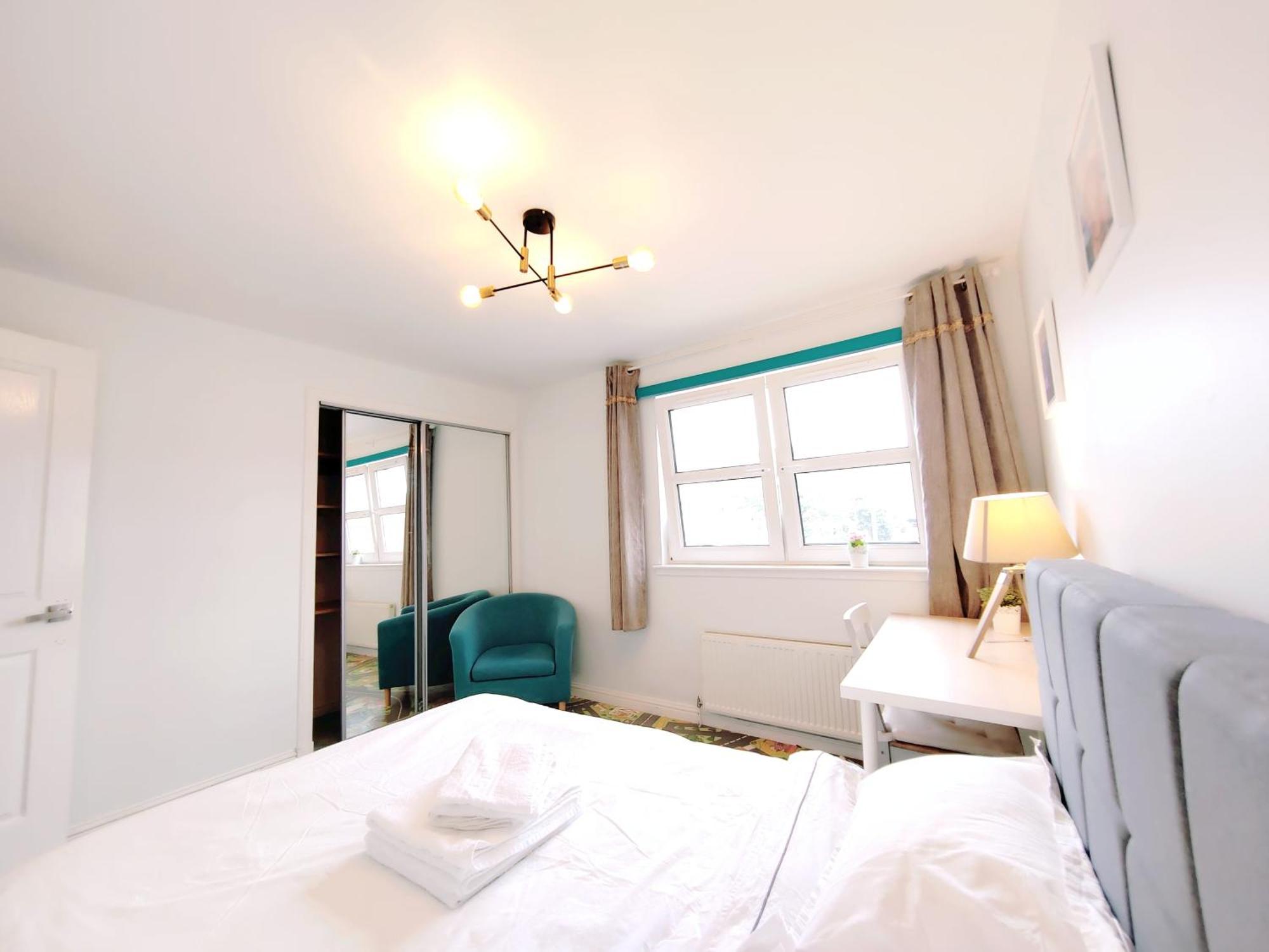 Modern And Spacious Double&King Bedrooms Both With Private Bathrooms Edinburgh Rom bilde