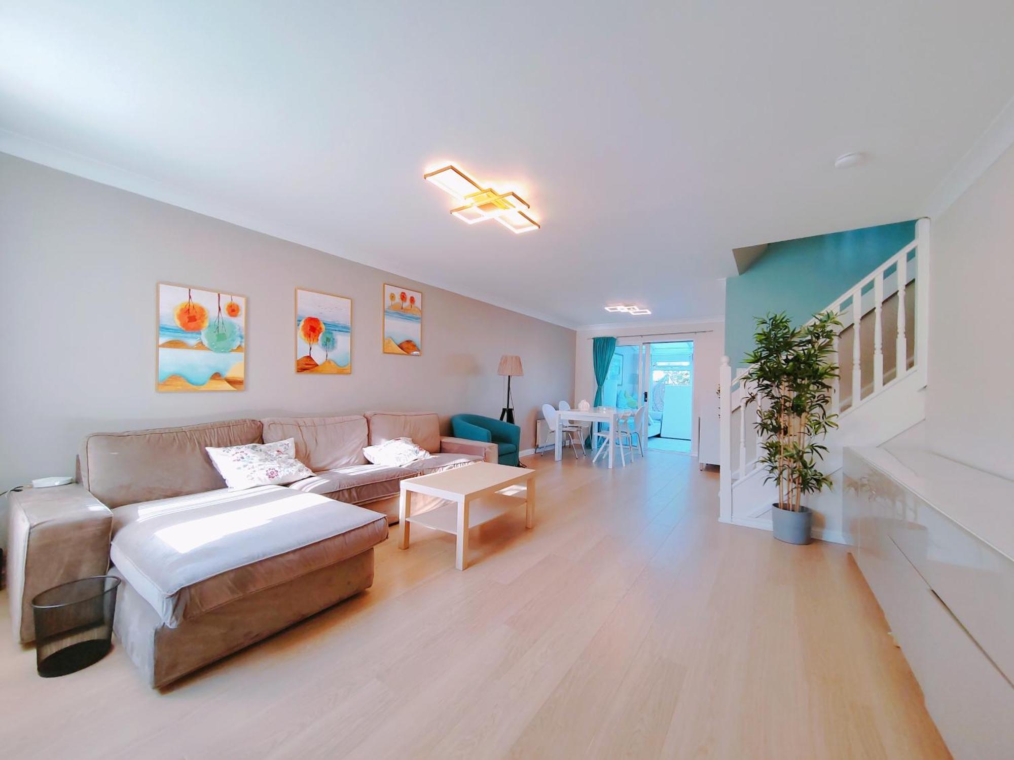 Modern And Spacious Double&King Bedrooms Both With Private Bathrooms Edinburgh Eksteriør bilde